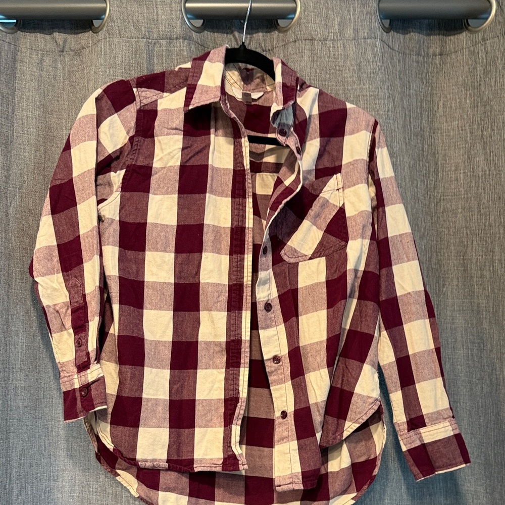 Time and Tru WoMen's Maroon and Cream Plaid Shirt SZ Small